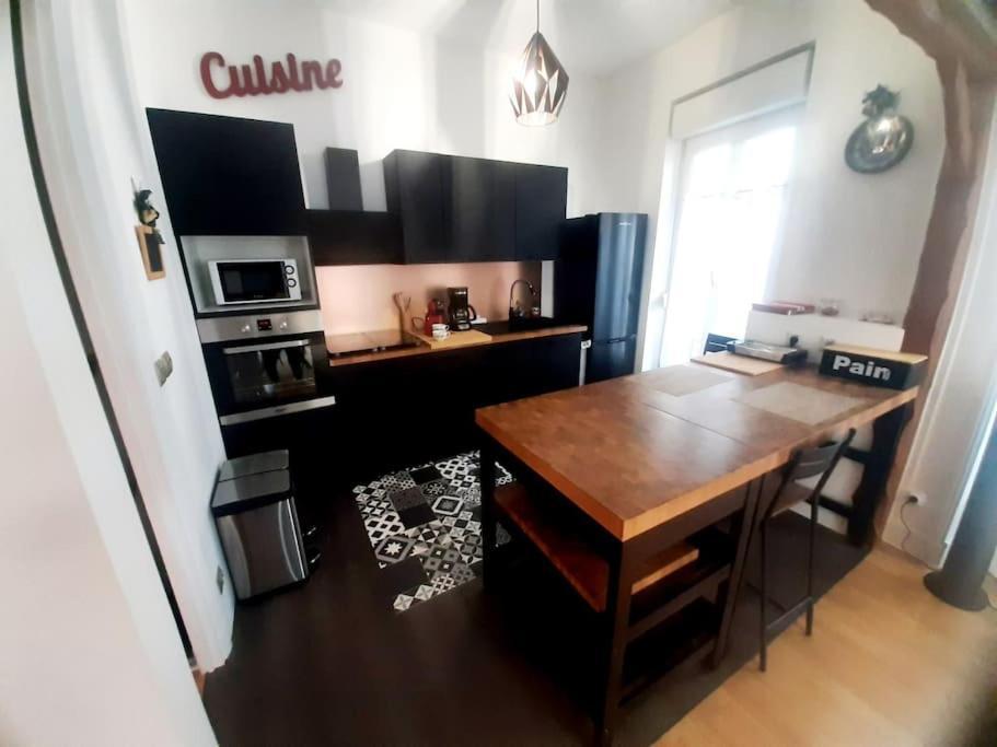Maison De Ville Au Centre De Fismes 외부 사진